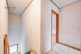 EIN HEIM FÜR DIE FAMILIE HAUS - 5 ZIMMER - 2 BÄDER - OG: Treppenaufgang