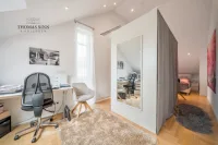 Schrank im Elternschlafzimmer