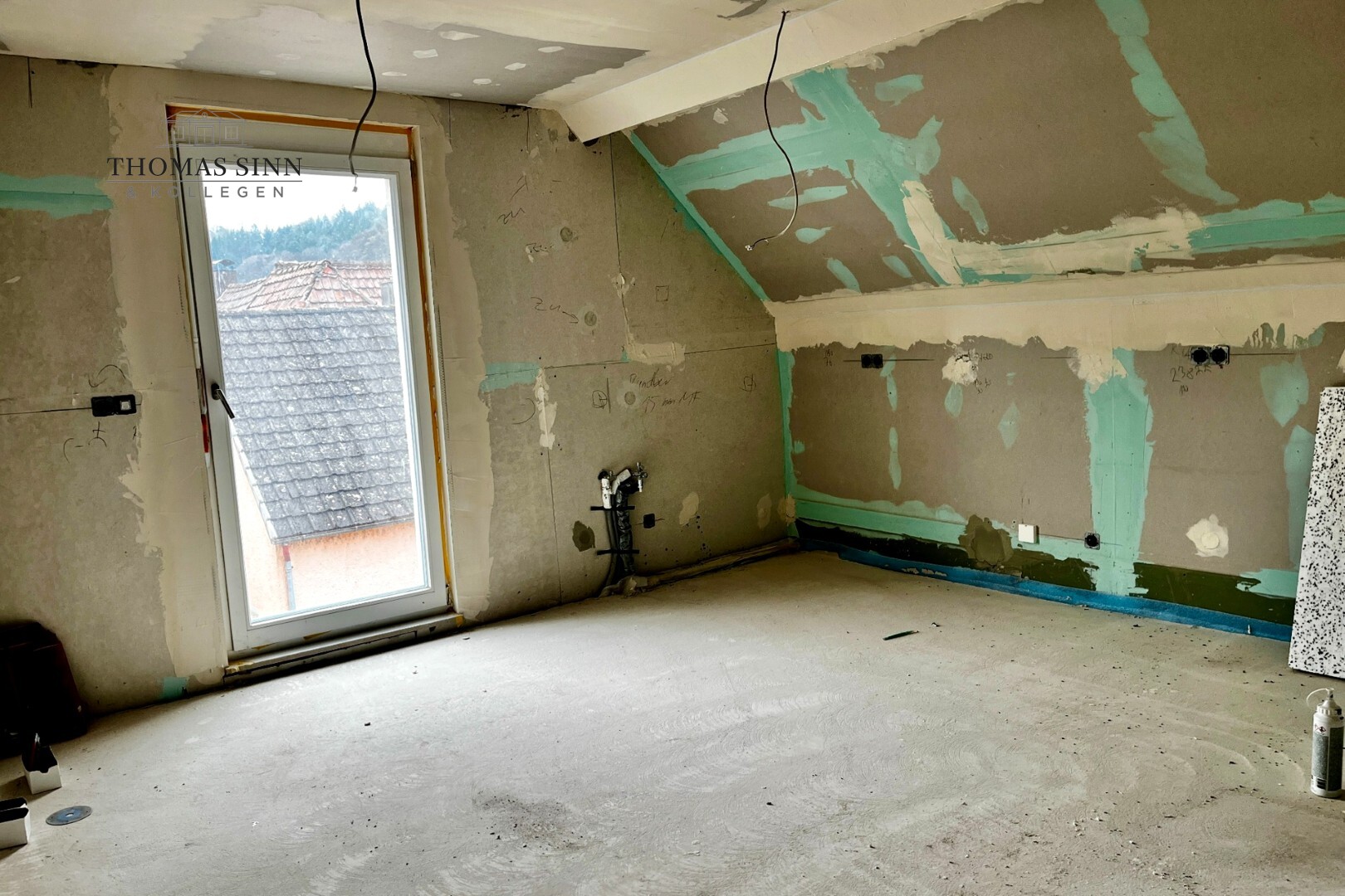 Großzügiges Wohnen auf zwei Ebenen – 5,5-Zimmer Maisonette Wohnung mit Dachterrasse & Fachwerk - Photo 5