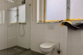 Großzügiges Wohnen auf zwei Ebenen – 5,5-Zimmer Maisonette Wohnung mit Dachterrasse & Fachwerk - Bad