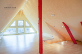 SCHÖNES EINFAMILIENHAUS MIT GROSSEM GRUNDSTÜCK - SOFORT FREI! - DG: Ausgebaute Bühne