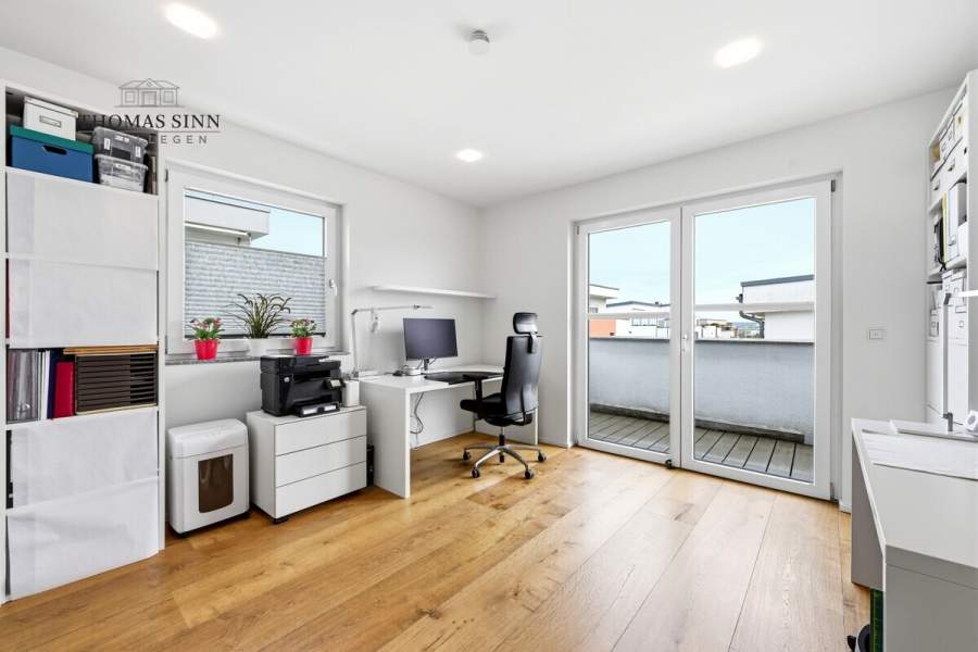 Büro-/Kinderzimmer