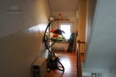 ALTBAU DHH MIT KLINKERFASSADE IN RUHIGER WOHNLAGE - OG: Flur