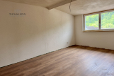 Exklusive 5,5-Zimmer Maisonette Wohnung mit Dachterrasse & traumhaftem Blick über Sindringen - Schlafzimmer