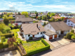 Gepflegtes Einfamilienhaus mit Garage und Option zum Zweifamilienhaus für Ihre Familie - Außenansicht