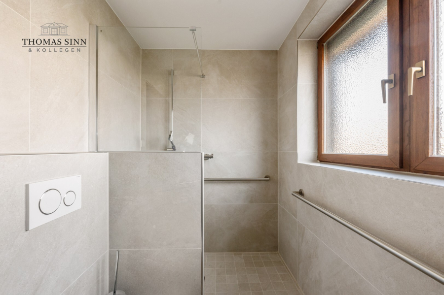 OG: Badezimmer