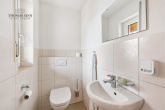 NEUWERTIGES EINFAMILIENHAUS IN 2. REIHE MIT TOLLEM GARTEN UND BESTEN ENERGIEWERTEN! - EG: Gäste WC