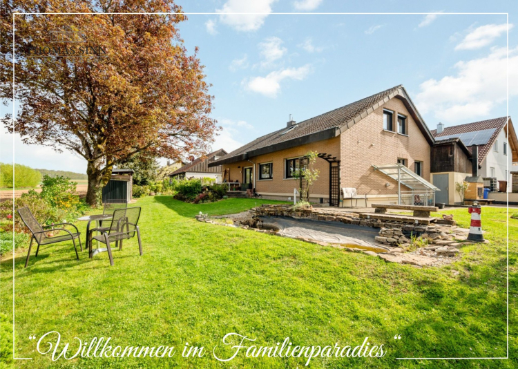 SCHÖNES EINFAMILIENHAUS MIT KLINKERFASSADE UND FANTASTISCHEM GRUNDSTÜCK AN DIREKTER WIESENRANDLAGE! 74831 Gundelsheim
