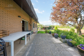 SCHÖNES EINFAMILIENHAUS MIT KLINKERFASSADE UND FANTASTISCHEM GRUNDSTÜCK AN DIREKTER WIESENRANDLAGE! - Terrasse