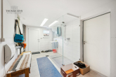 SCHÖNES EINFAMILIENHAUS MIT KLINKERFASSADE UND FANTASTISCHEM GRUNDSTÜCK AN DIREKTER WIESENRANDLAGE! - UG: Treppenausgang in Garten mit Dusche