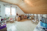 Gepflegtes Einfamilienhaus in Hanglage mit fantastischem Blick ins Kochertal - OG: Kinderzimmer