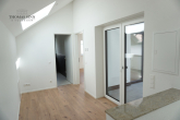 NEUBAU - MODERNE DOPPELHAUSHÄLFTE MIT LOGGIA UND 2 STELLPLÄTZEN IM NEUBAUGEBIET - DG: Flur
