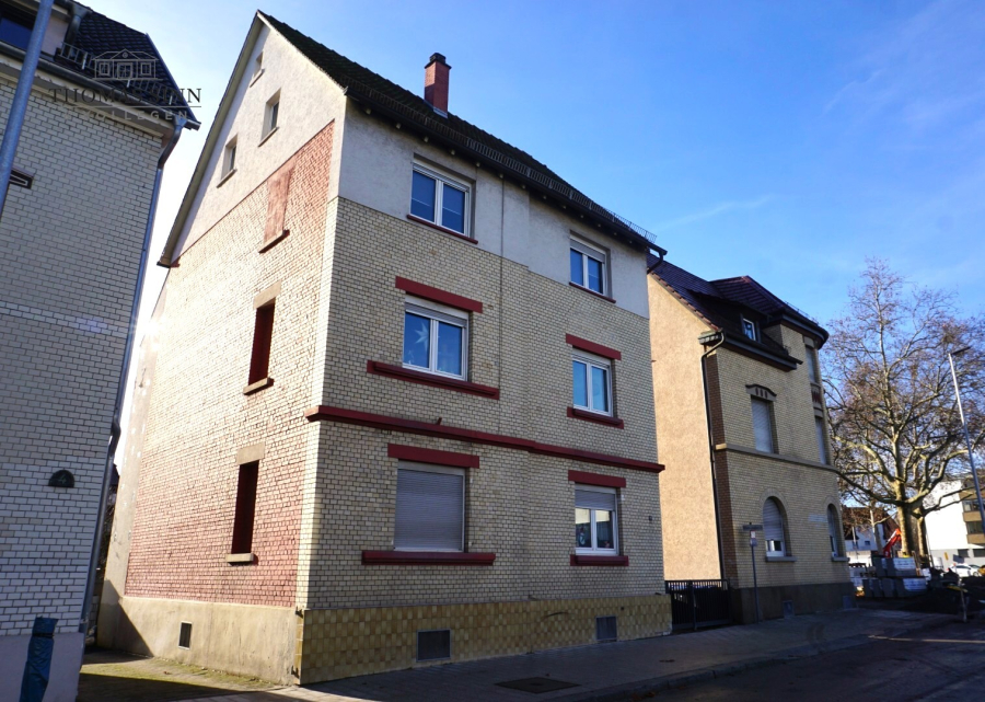 Straßenansicht