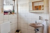 Gepflegtes Einfamilienhaus in schöner Aussichtslage - sofort frei ! - EG: Gäste-WC