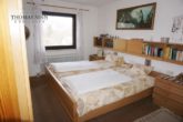 Ruhige Aussichtslage im Rottal Haus mit Wintergarten und Einliegerwohnung Traumhafter Landhausgarten - Schlafzimmer