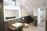 NEUBAU - MODERNE DOPPELHAUSHÄLFTE MIT GARTEN UND 2 STELLPLÄTZEN IM NEUBAUGEBIET - UG: Bad