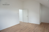 NEUBAU - MODERNE DOPPELHAUSHÄLFTE MIT GARTEN UND 2 STELLPLÄTZEN IM NEUBAUGEBIET - DG: Schlafzimmer