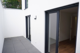 NEUBAU - MODERNE DOPPELHAUSHÄLFTE MIT GARTEN UND 2 STELLPLÄTZEN IM NEUBAUGEBIET - UG: Terrasse