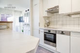 "Schöner wohnen" in dieser Lichtdurchfluteten 2,5 Zimmer DG-Maisonettewohnung in ruhiger Wohnlage! - Offene Küche