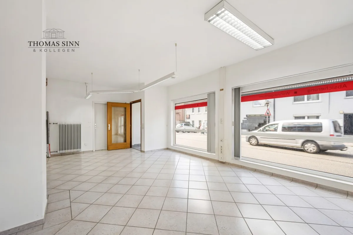 EG: Büro/Verkaufsraum