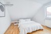 Moderner Lifestyle - 3,5 Zimmer DG-Maisonette-/Galeriewohnung mit fantastischer Aussicht - DG: Schlafzimmer