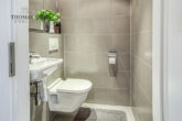 Moderner Lifestyle - 3,5 Zimmer DG-Maisonette-/Galeriewohnung mit fantastischer Aussicht - DG: Gäste WC