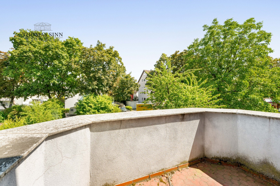 ...mit Balkon