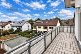 Helle und freundliche 2,5-Zimmer-Wohnung mit Garage in ruhigem Wohngebiet - Balkon