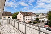 Helle und freundliche 2,5-Zimmer-Wohnung mit Garage in ruhigem Wohngebiet - Balkon