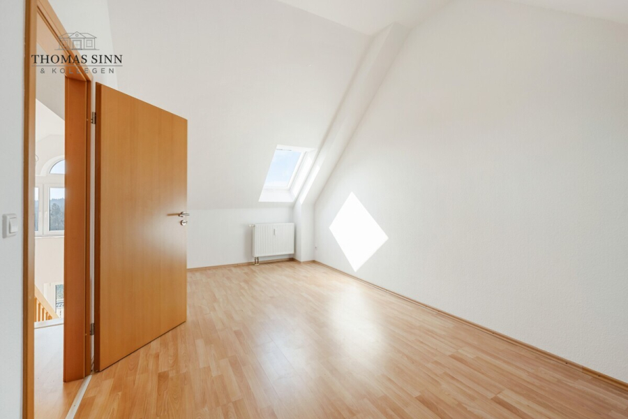 DG2: Schlafzimmer 2