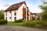 Attraktive Maisonettewohnung 4 Zimmer - Dachloggia - TG-Platz Durchrenovieren und Einziehen - Hausansicht
