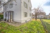 Charmantes Einfamilienhaus für Altbau- und Gartenliebhaber! - Seitenansicht