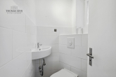 2 HÄUSER AUF EINEM GRUNDSTÜCK - ZWEIFAMILIENHAUS UND EINFAMILIENHAUS MIT GROßEM GARTEN - linkes Haus OG Gäste-WC
