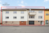 2 HÄUSER AUF EINEM GRUNDSTÜCK - ZWEIFAMILIENHAUS UND EINFAMILIENHAUS MIT GROßEM GARTEN - Straßenansicht
