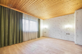 MODERNISIERUNGSBEDÜFTIGES EINFAMILIENHAUS MIT GROSSEM GRUNDSTÜCK IN RUHIGER WOHNLAGE -SOFORT FREI - EG: Elternschlafzimmer