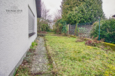 MODERNISIERUNGSBEDÜFTIGES EINFAMILIENHAUS MIT GROSSEM GRUNDSTÜCK IN RUHIGER WOHNLAGE -SOFORT FREI - Seitenansicht