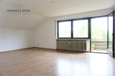 2 Zimmer Dachgeschosswohnung in bevorzugter TOP-Lage - Wohn-/Esszimmer
