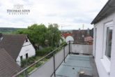 Älteres Reiheneckhaus mit riesiger Terrasse in Ortslage - sofort frei - DG: Balkon