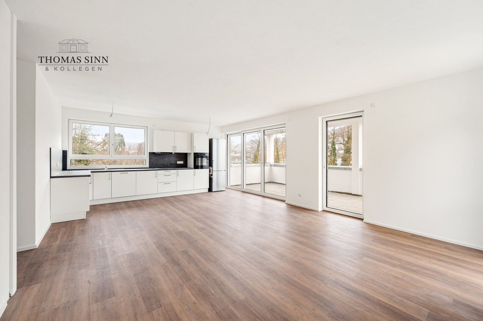 NEUBAU – Modernes Wohnen mit Komfort – 4,5 Zimmer OG-Wohnung mit Loggia und Kfz-Stellplätzen - Photo 2