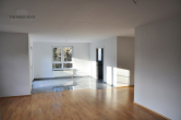 GEPFLEGTE 3,5-ZIMMER-EG-WOHNUNG MIT GARAGENSTELLPLATZ UND SEPARATEM HOBBYRAUM IM SOUTERRAIN - Wohn-/Essbereich