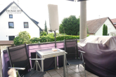 GUT VERMIETETE 2-ZIMMER-WOHNUNG MIT BALKON UND TG-STELLPLATZ IN RUHIGER WOHNGEGEND - Balkon