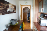 GUT VERMIETETE 2-ZIMMER-WOHNUNG MIT BALKON UND TG-STELLPLATZ IN RUHIGER WOHNGEGEND - Küche