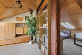 Renovierungsbedürftiges Reihenmittelhaus in ruhiger Randlage mit Blick ins Grüne - kurzfristig frei! - DG: Zimmer