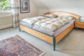 Stilvoll saniertes Einfamilienhaus in ruhiger Wohnlage - DG: Schlafzimmer