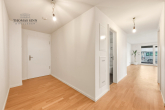 Neuwertige 3,5-Zimmer-Wohnung im EG mit ruhiger Terrasse und TG-Stellplatz bei Uhlandshöhe/Gänshaide - Diele