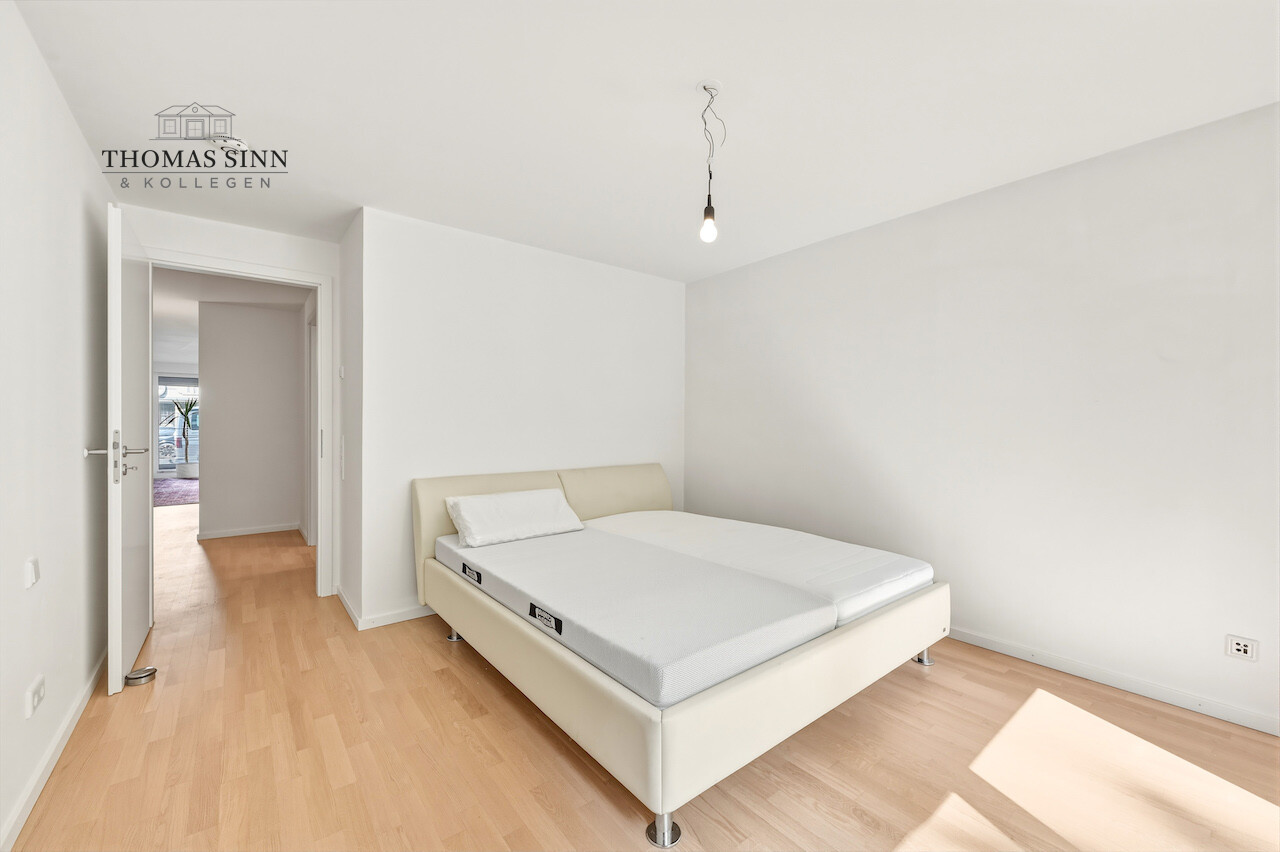 Neuwertige 3,5-Zimmer-Wohnung im EG mit ruhiger Terrasse und TG-Stellplatz bei Uhlandshöhe/Gänshaide - Foto 3