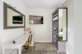 GROßES HAUS - HELL - MODERN - TOP-AUSSTATTUNG FÜR GRÖßERE FAMILIE ODER ALS GENERATIONENHAUS - Appartment EG: Zimmer