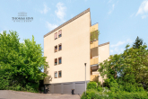 Renovierte 3-Zimmer-Wohnung mit Garage, Balkon und Heuchelberg-Blick in guter Lage - Garagenansicht