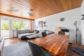 Renovierte 3-Zimmer-Wohnung mit Garage, Balkon und Heuchelberg-Blick in guter Lage - Wohn-/Esszimmer
