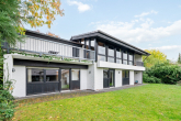 Architektur trifft Atmosphäre – außergewöhnliches Split-Level-Haus mit Weitblick - Hausansicht